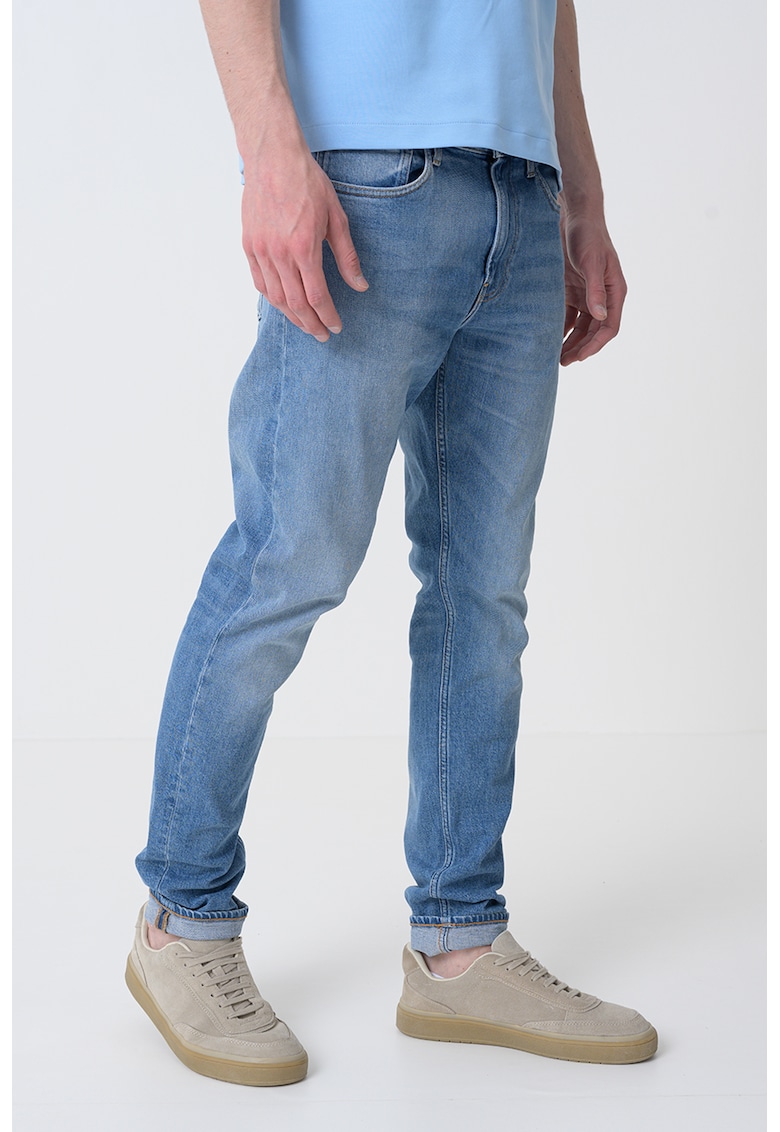 Дънки със свободна кройка CALVIN KLEIN JEANS