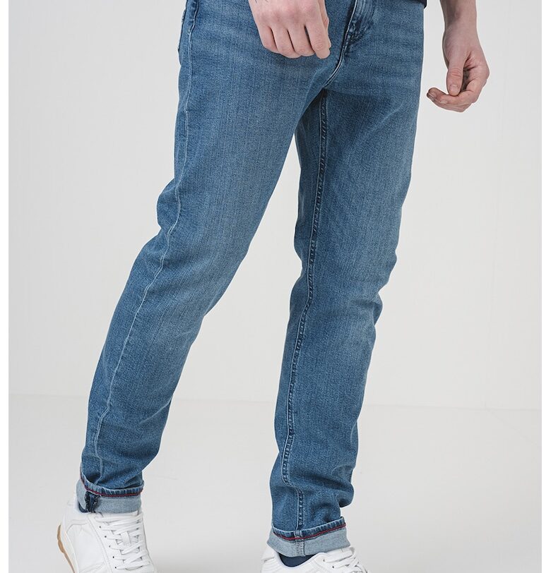 Дънки със средновисока талия Tommy Hilfiger