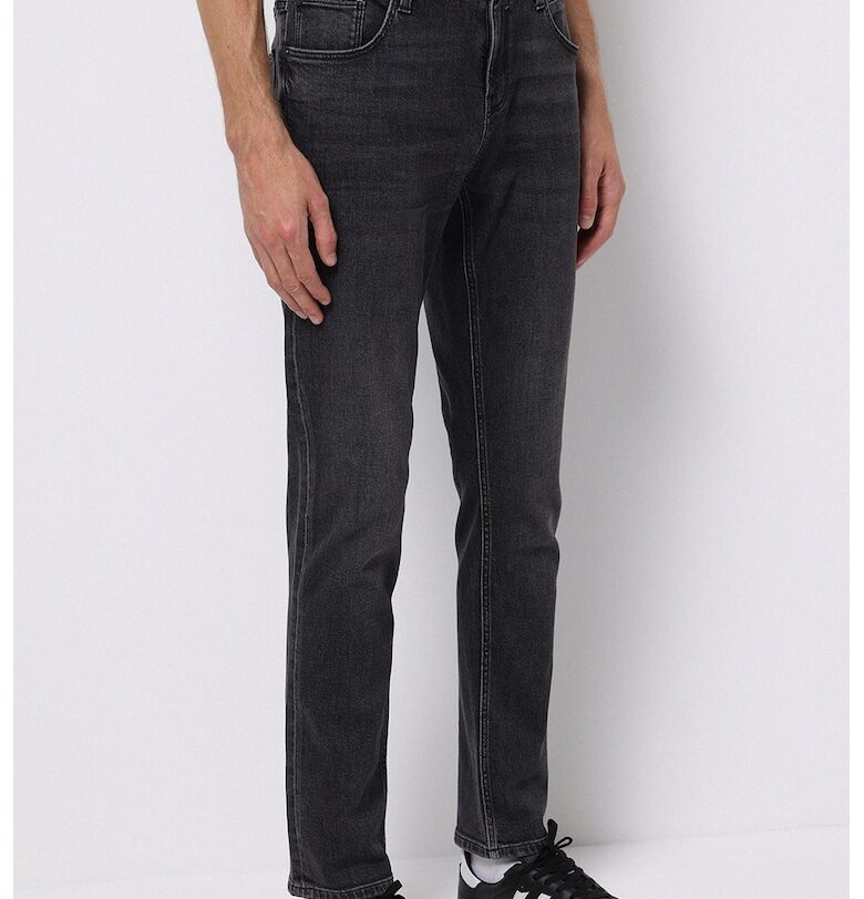 Дънки със стандартна кройка COLINS