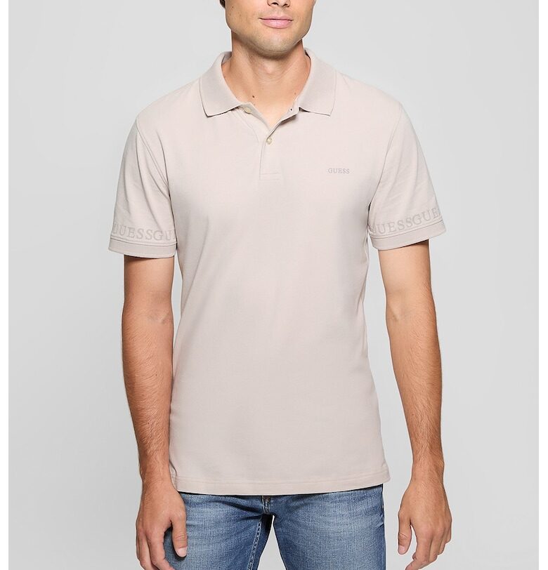 Едноцветна екстра слим тениска с яка GUESS