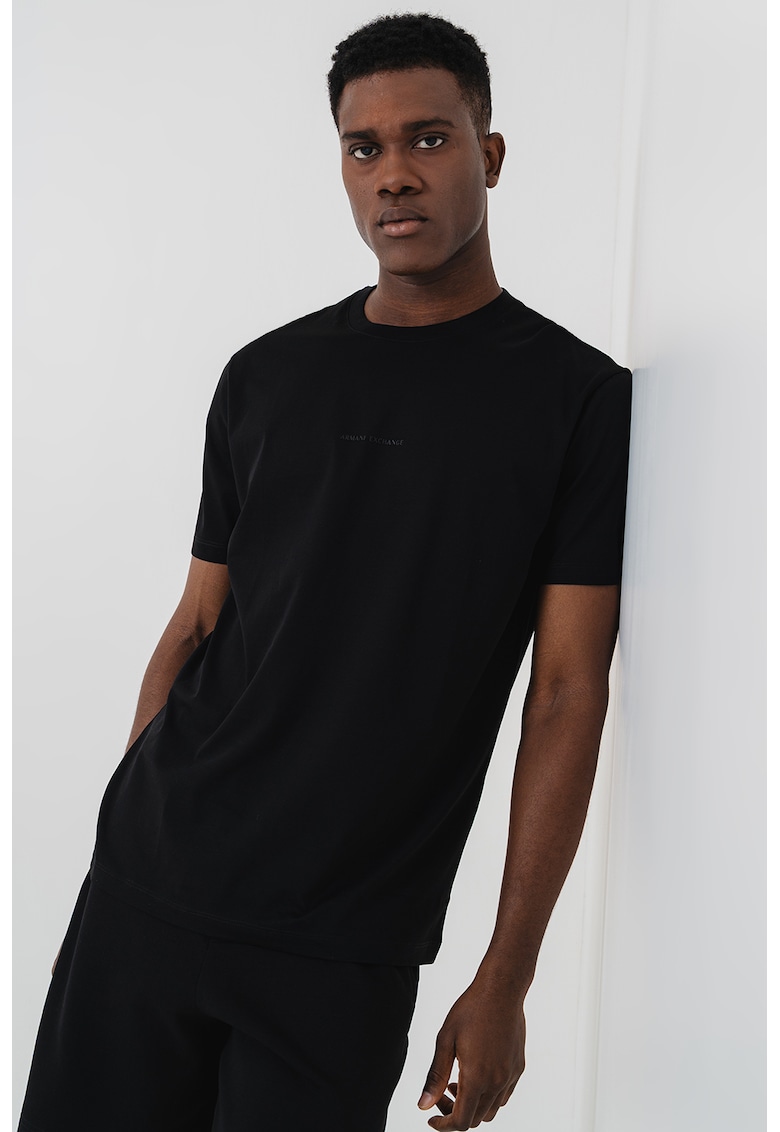 Едноцветна стандартна тениска ARMANI EXCHANGE