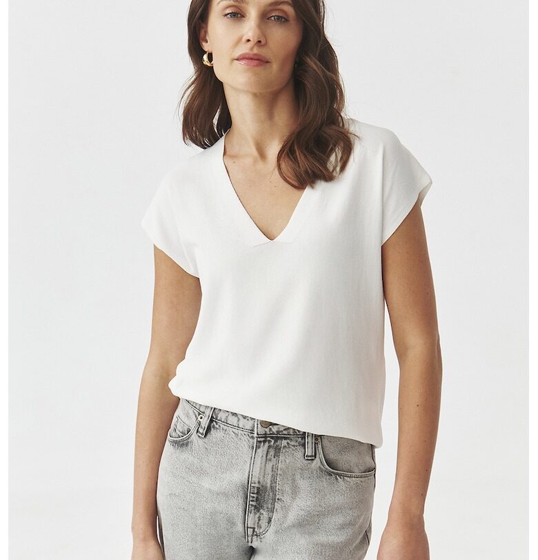 Едноцветна шпиц тениска Tatuum