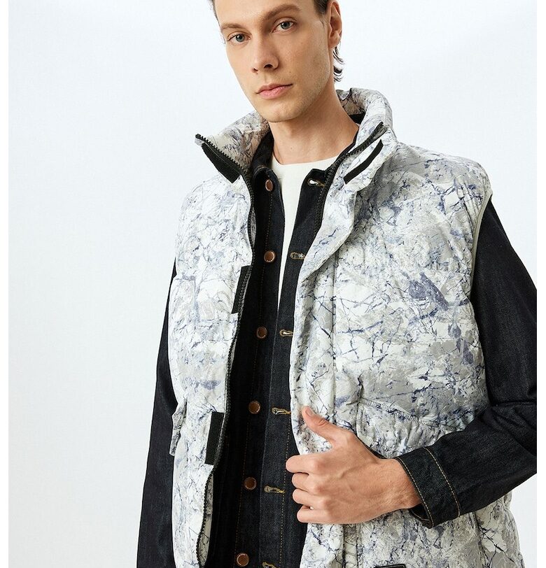 Елек с абстрактна шарка KOTON