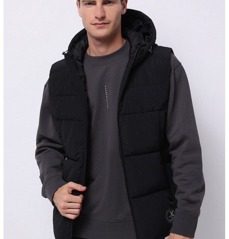 Елек с качулка и цип COLINS