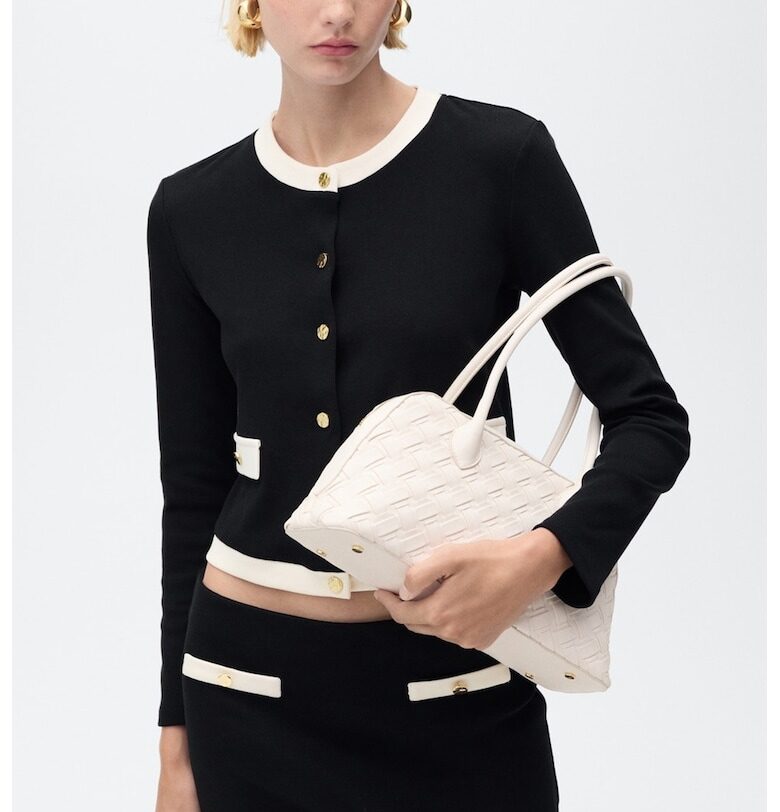 Жилетка с контрасти Mango