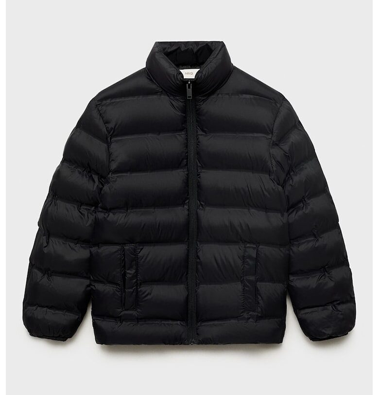 Зимно яке с вътрешен етикет за името Mango