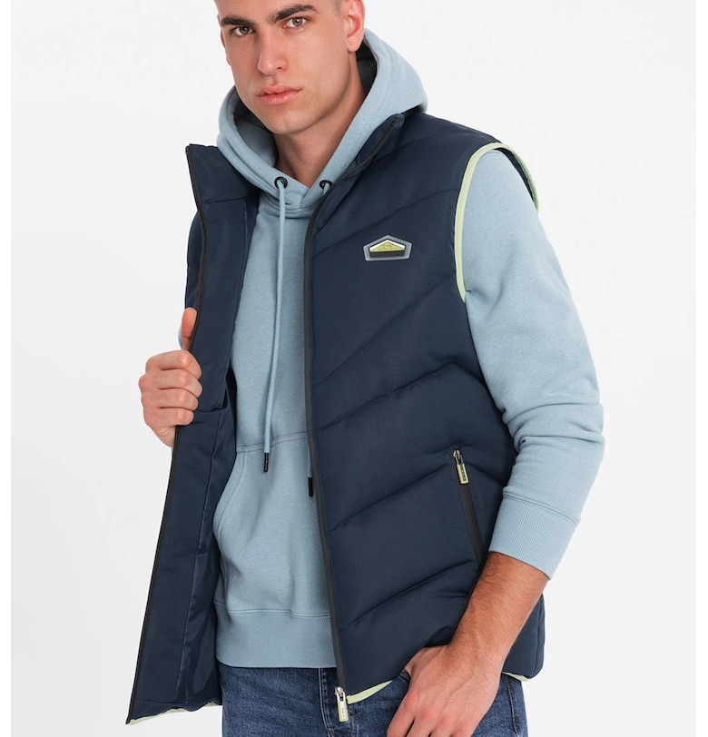 Капитониран елек с джобове с цип OMBRE