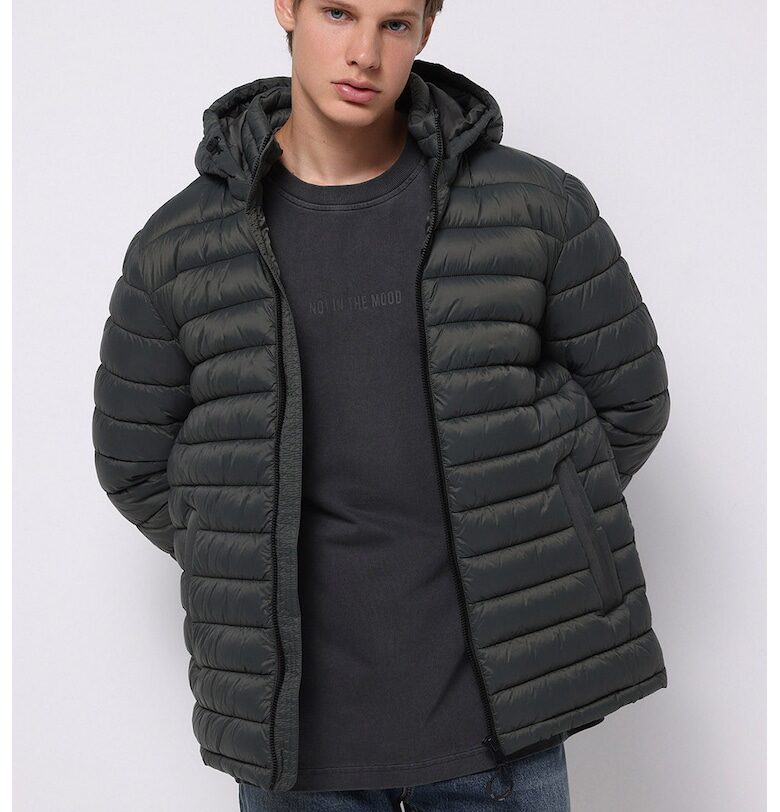 Капитонирано зимно яке с качулка COLINS