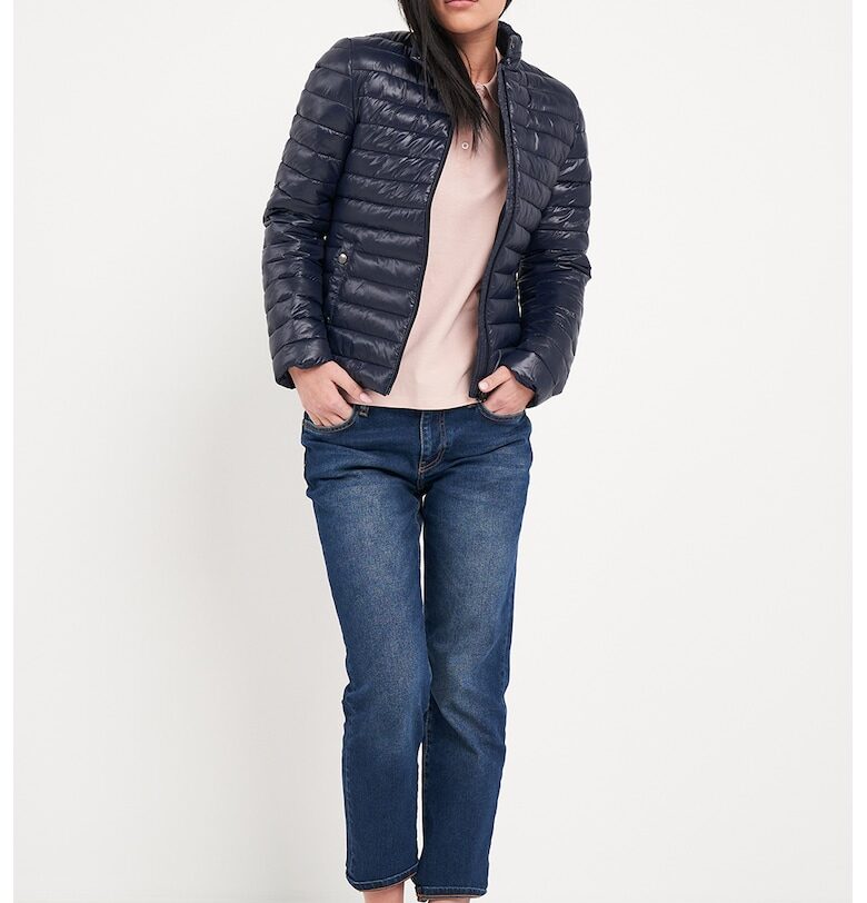 Капитонирано яке със скосени джобове Lee Cooper