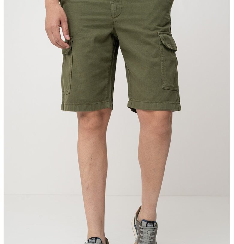 Карго бермуди със средна талия United Colors of Benetton