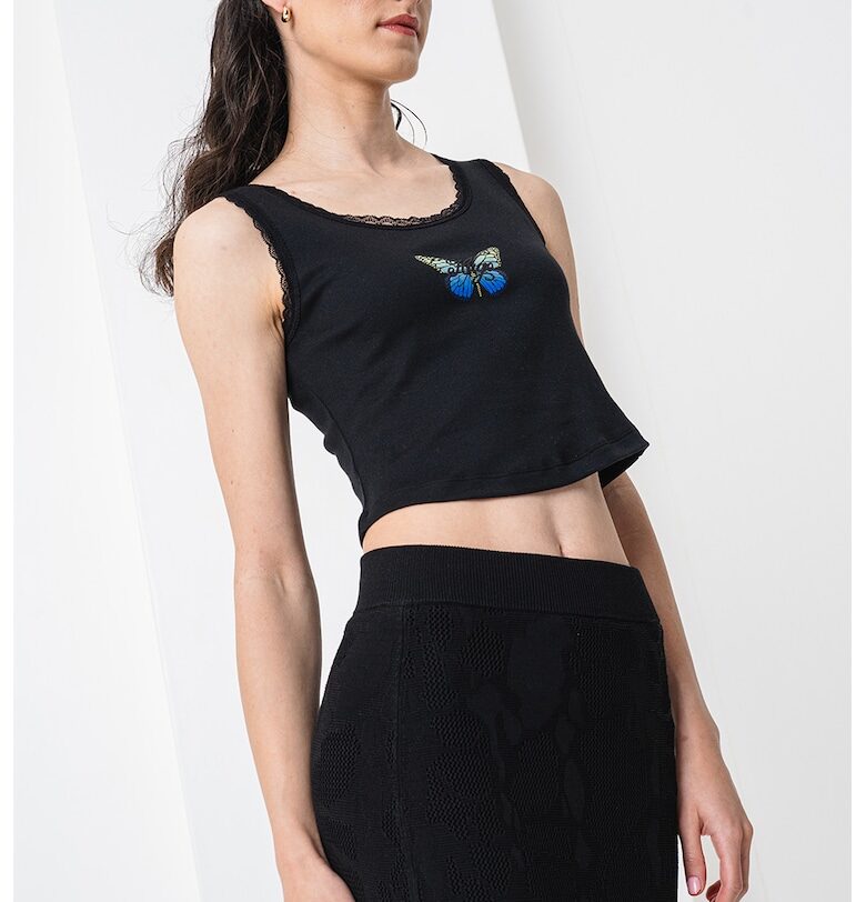 Къс топ Delarina с принт HUGO