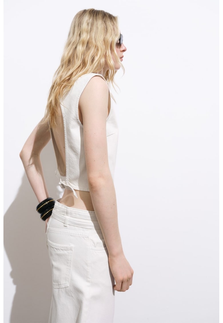 Къс топ с отвор на гърба Mango