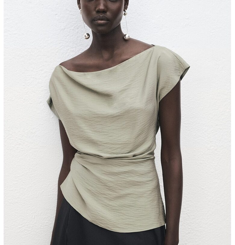 Къса блуза с модал с деколте тип лодка Mango