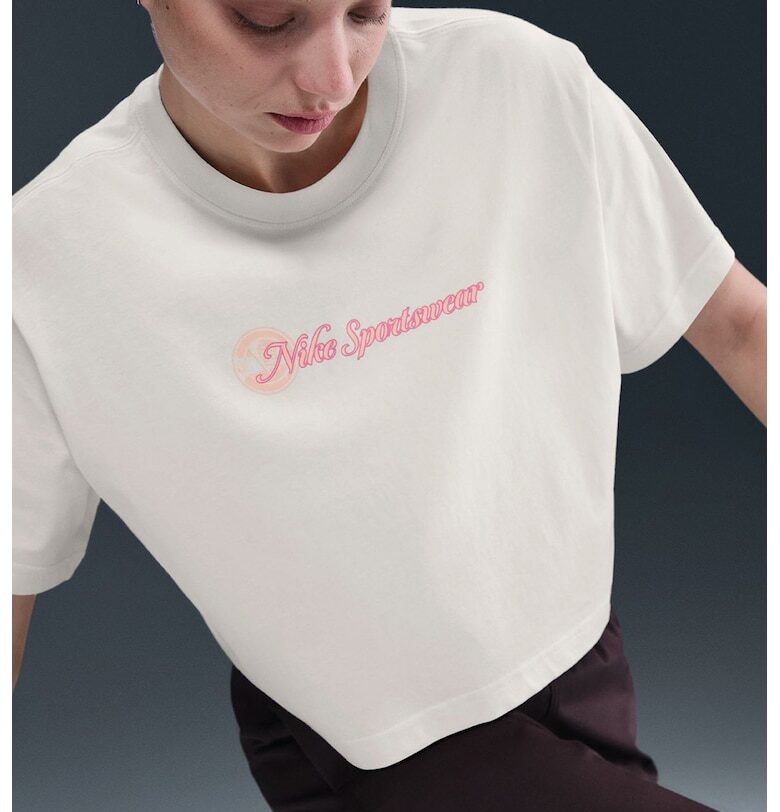 Къса памучна тениска Club Nike