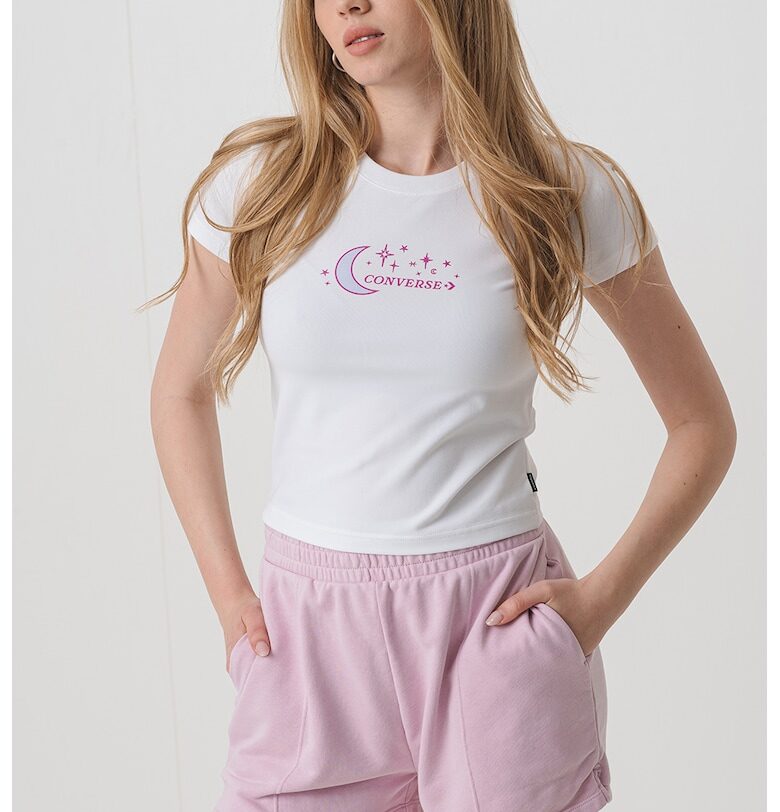 Къса слим тениска с лого Converse