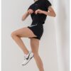 Къса тениска с лого Nike