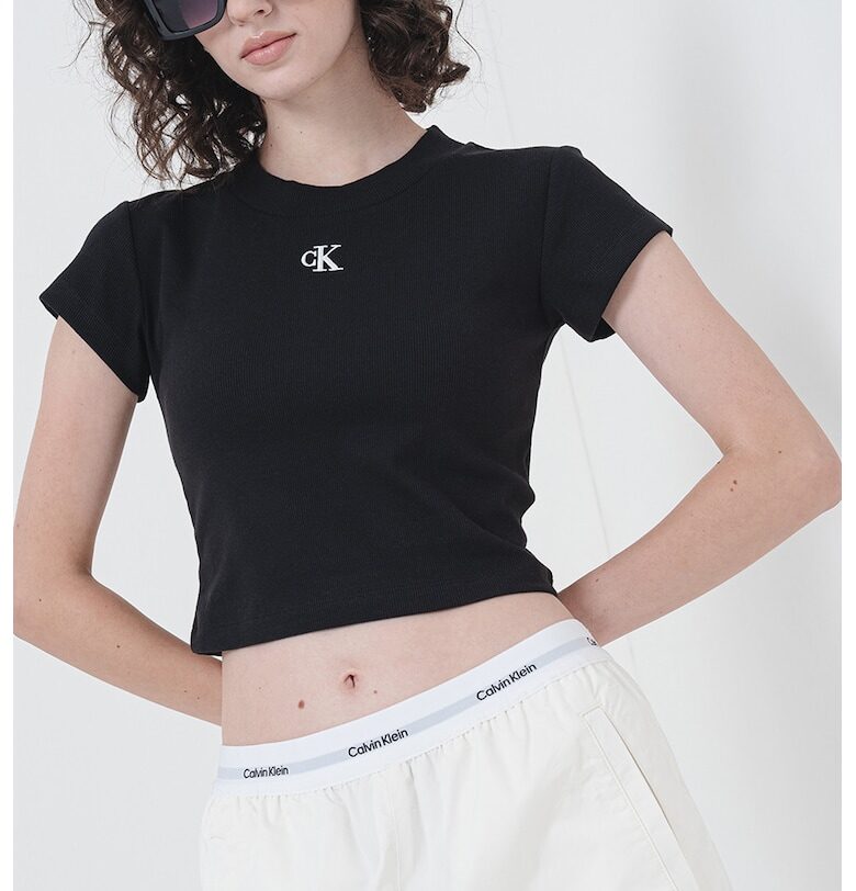 Къса тениска с овално деколте CALVIN KLEIN JEANS