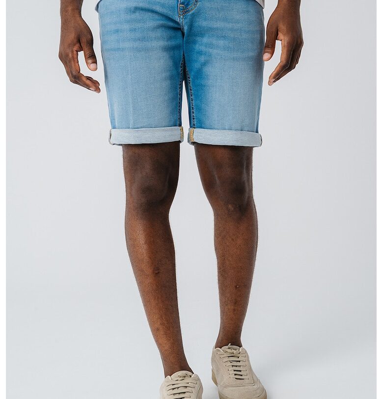 Къси дънки Chicago с навити подгъви Mustang