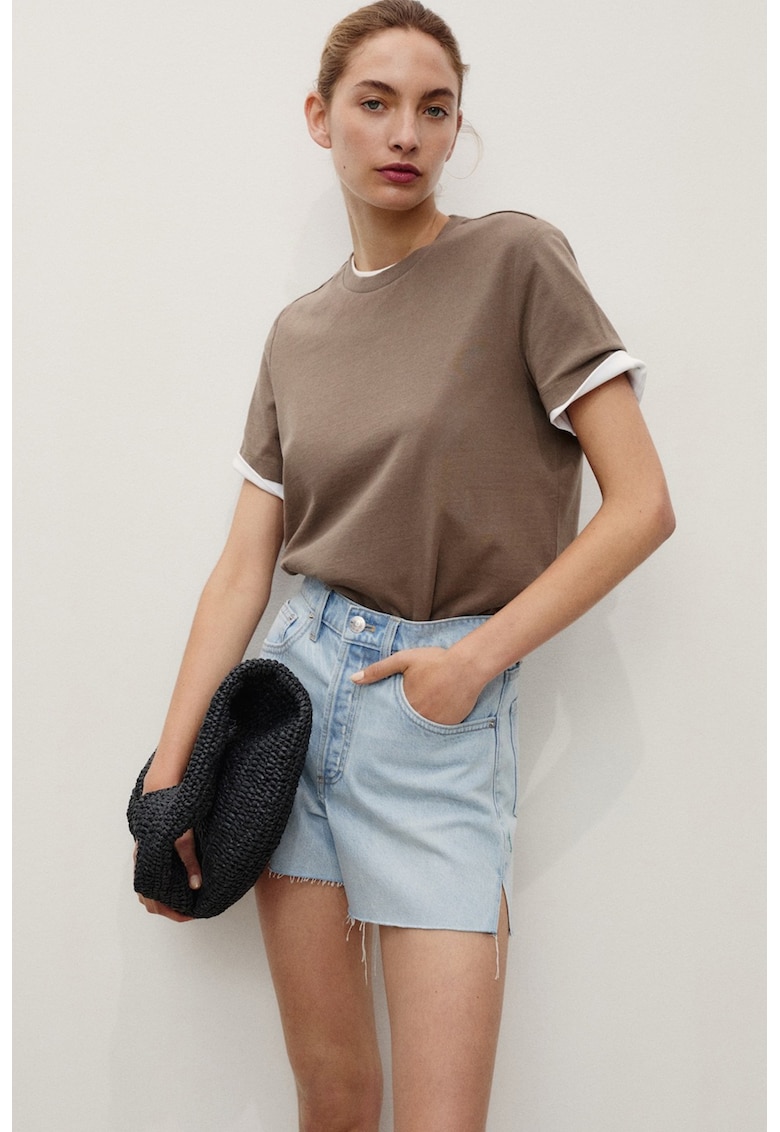 Къси прави дънки с незавършен подгъв Mango