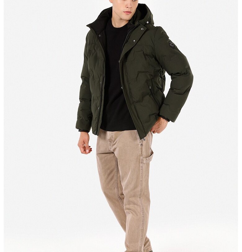 Късо зимно яке COLINS