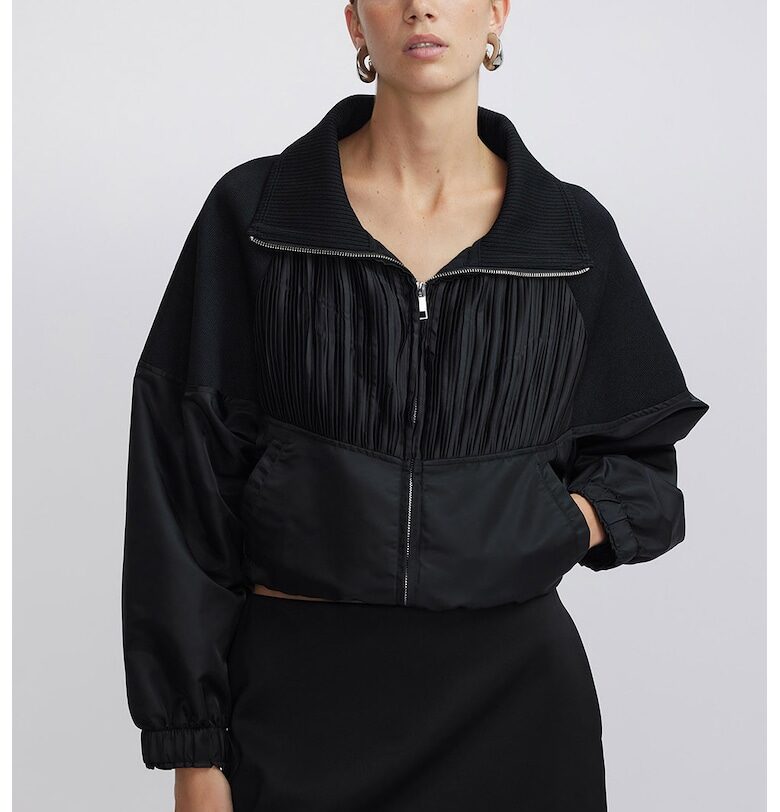 Късо яке с джобове встрани Ipekyol