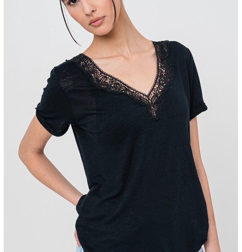 Ленена тениска Elaria с шпиц и бродерия BOSS