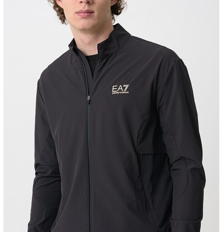 Олекотено яке с цип EA7