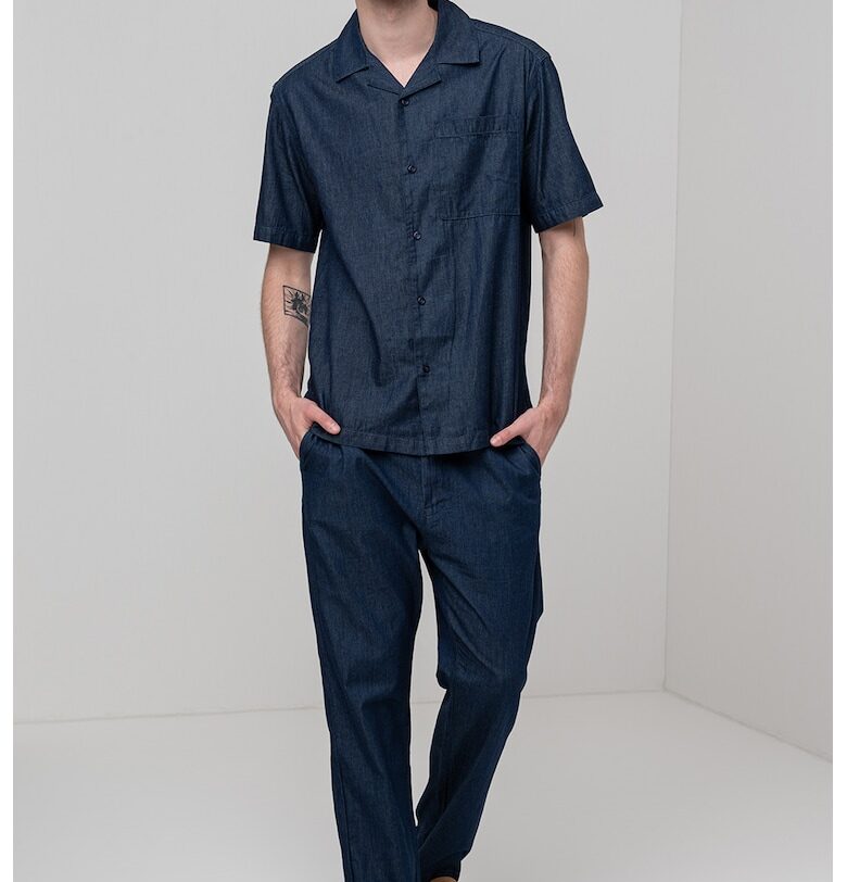 Памучна риза с джоб на гърдите United Colors of Benetton