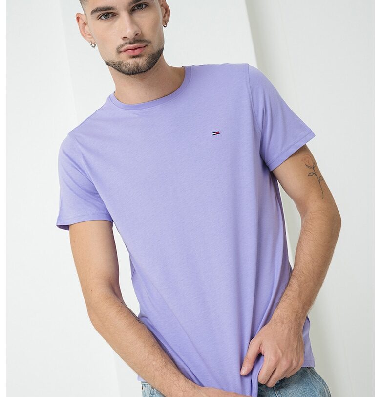 Памучна слим тениска Tommy Jeans
