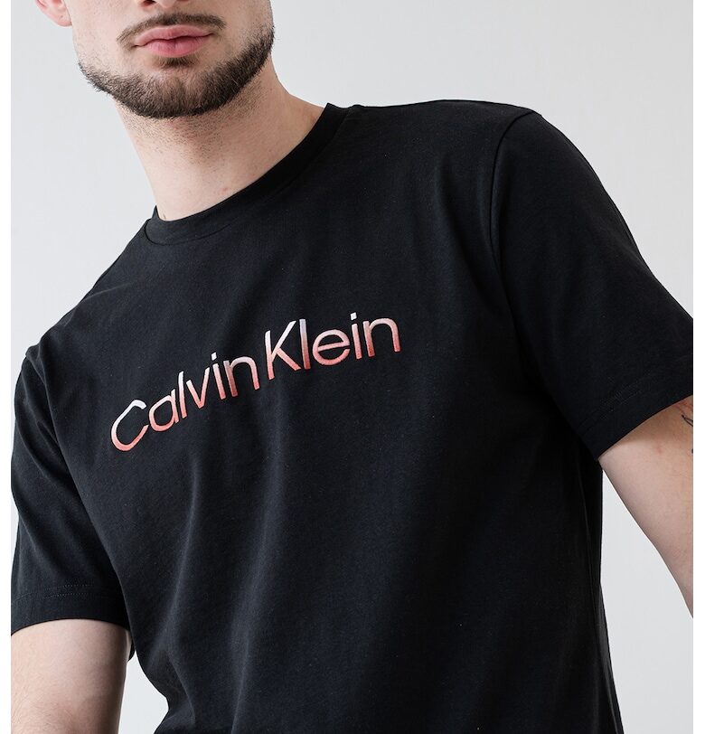 Памучна тениска CALVIN KLEIN