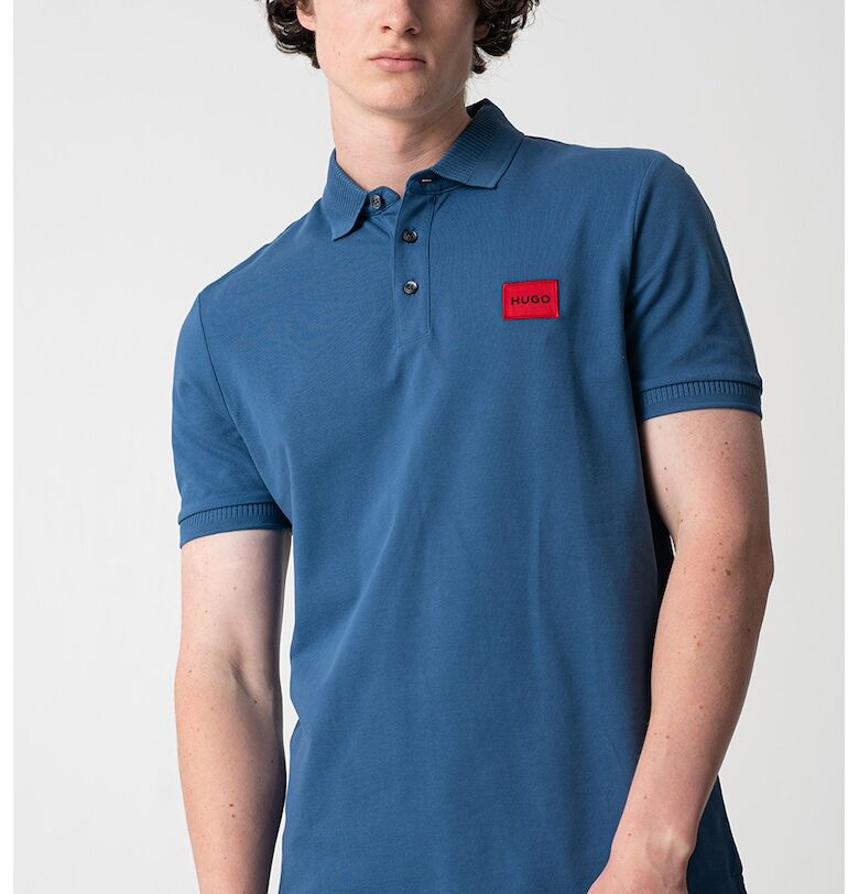 Памучна тениска Dereso с лого и яка HUGO