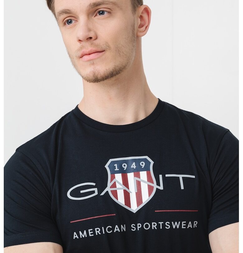 Памучна тениска с лога Gant