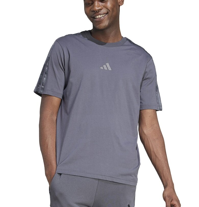 Памучна тениска с лого adidas Sportswear