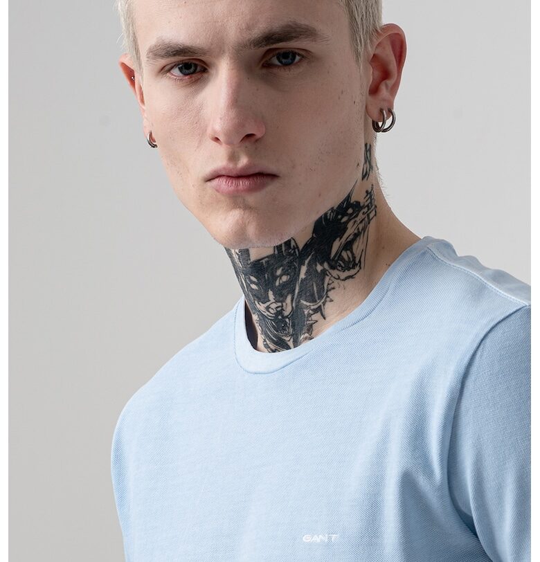 Памучна тениска с овално деколте Gant