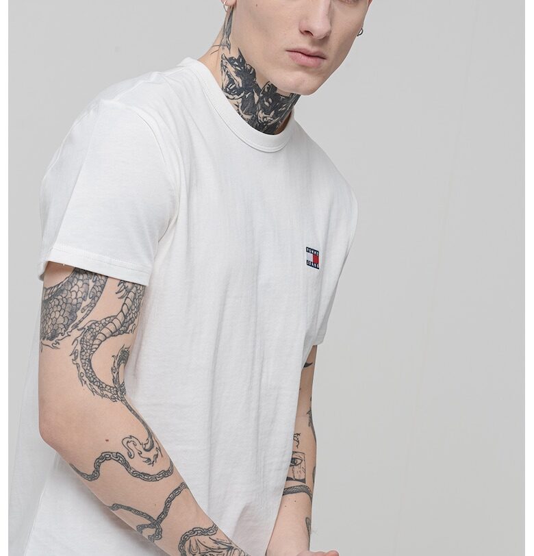 Памучна тениска с овално деколте Tommy Jeans