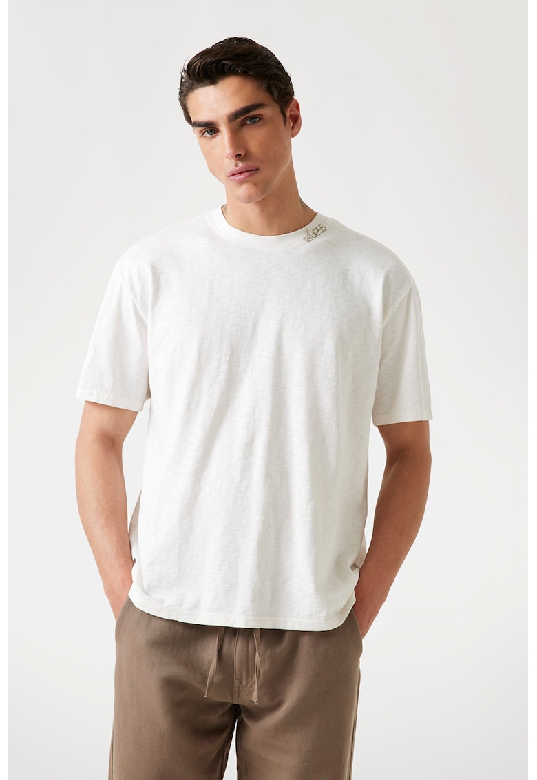 Памучна тениска с принт GUESS