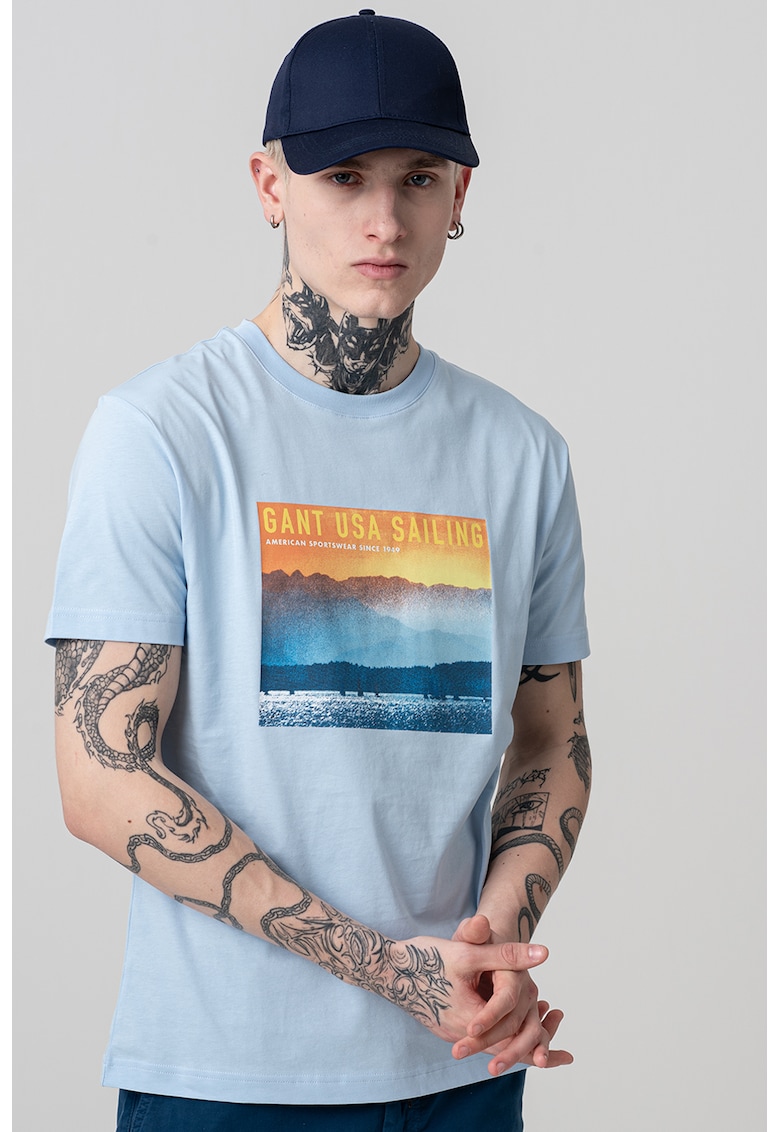 Памучна тениска с принт Gant