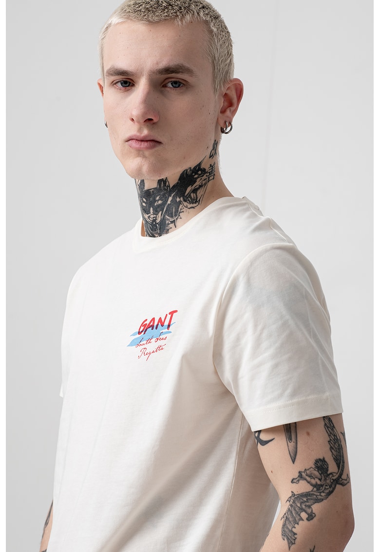 Памучна тениска с принт Gant