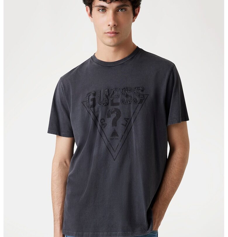 Памучна тениска с пришито лого GUESS