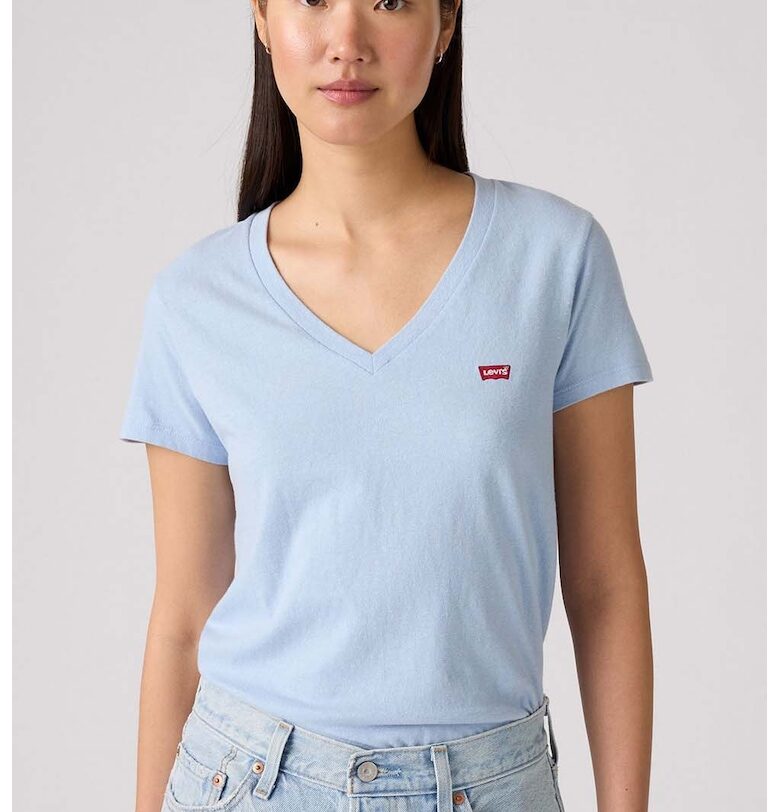 Памучна тениска с шпиц Levis