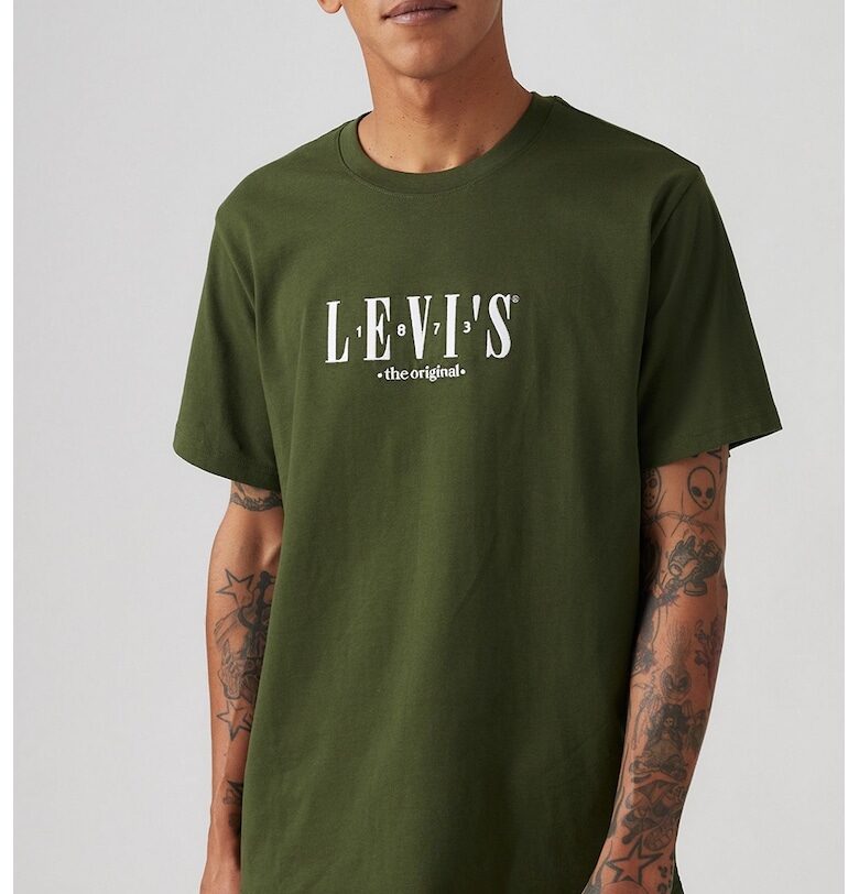 Памучна тениска със свободна кройка Levis