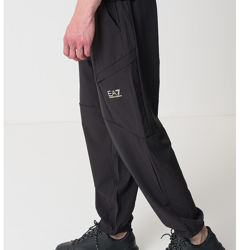 Панталон със средна талия EA7