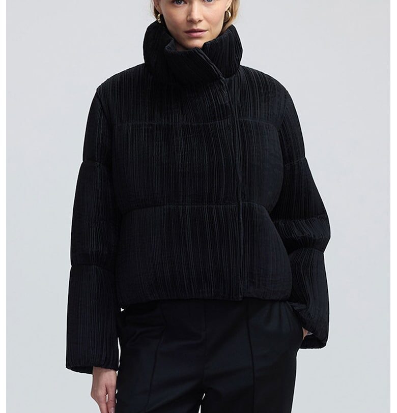 Подплатено зимно яке с висока яка Ipekyol