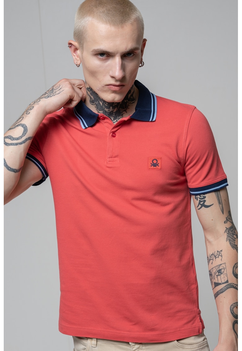 Поло тениска с бродирано лого United Colors of Benetton