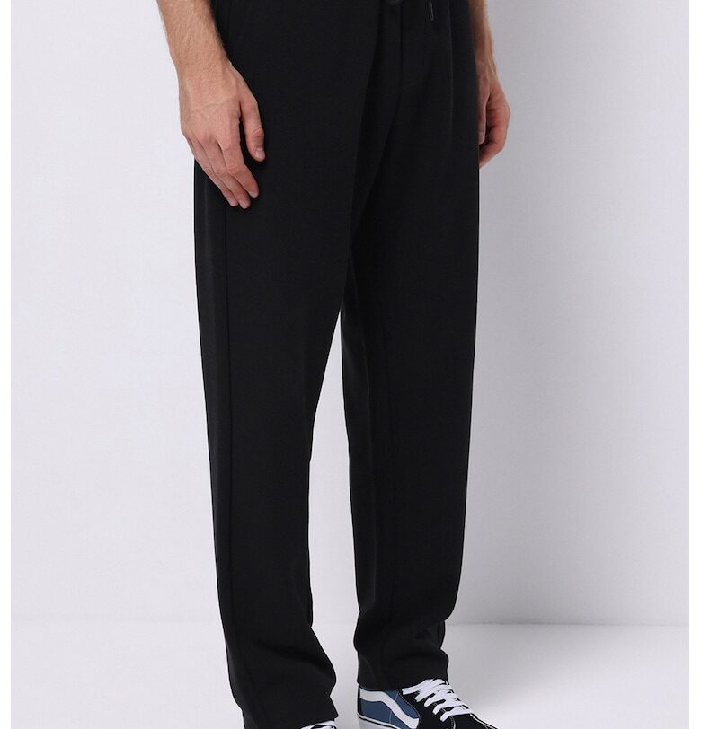 Прав спортен панталон с връзка COLINS