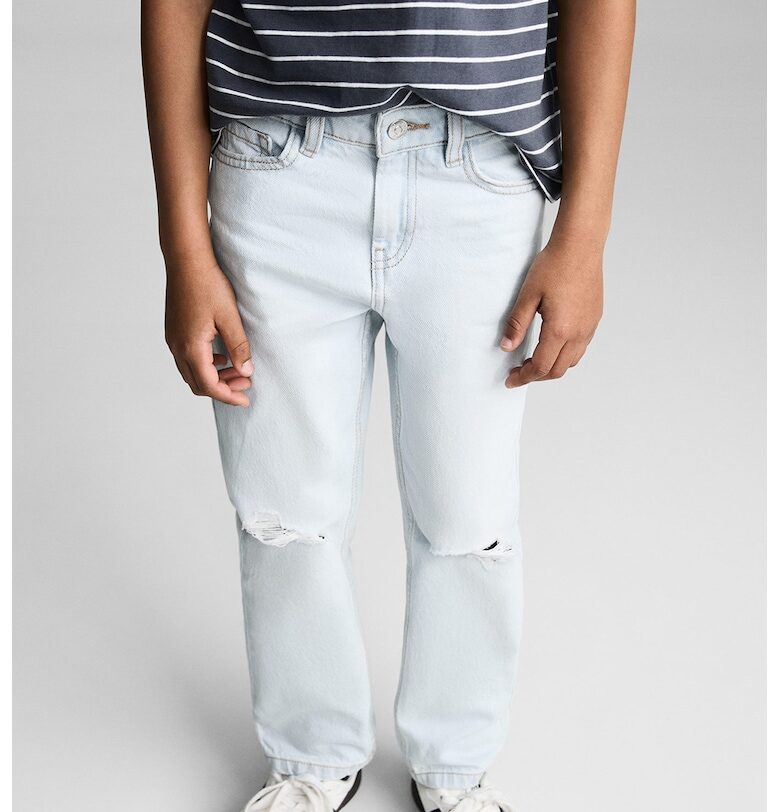 Прави дънки с протрити зони Mango