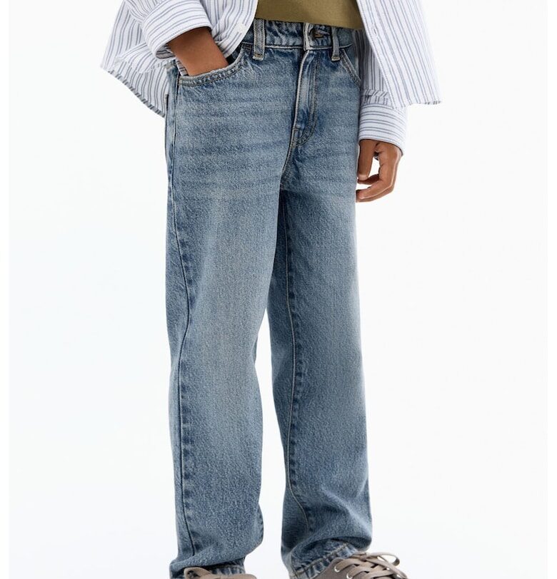 Прави дънки със захабен ефект Mango