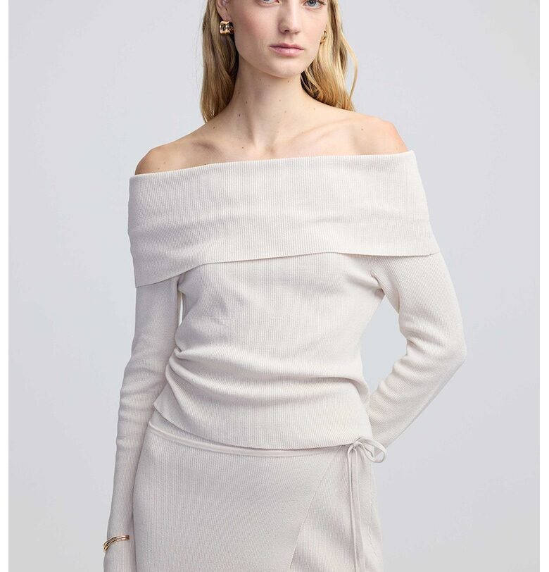 Пуловер с голо рамо Ipekyol