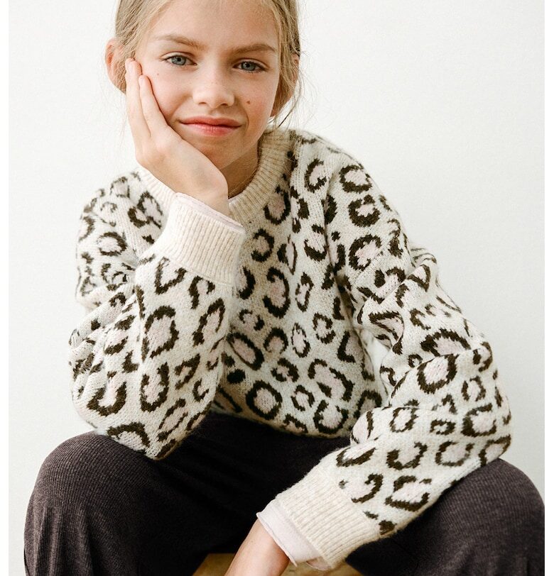 Пуловер с животинска шарка Mango