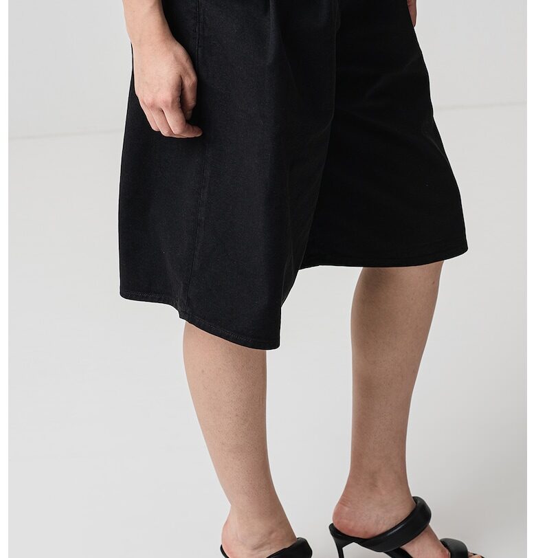 Разкроени бермуди с висока талия ARMANI EXCHANGE